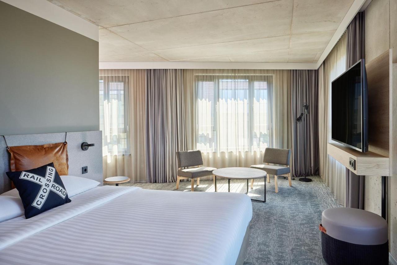 Moxy Cologne Muelheim Hotel Luaran gambar